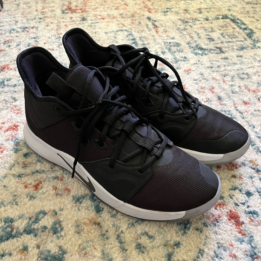 Nike Paul George - Size 11